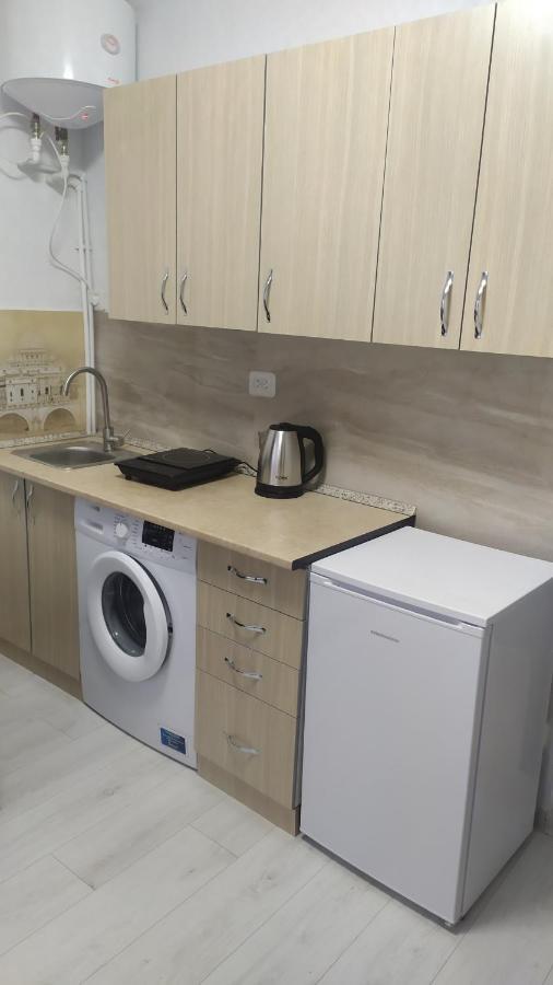 Studio apartment Chisináu Exterior foto